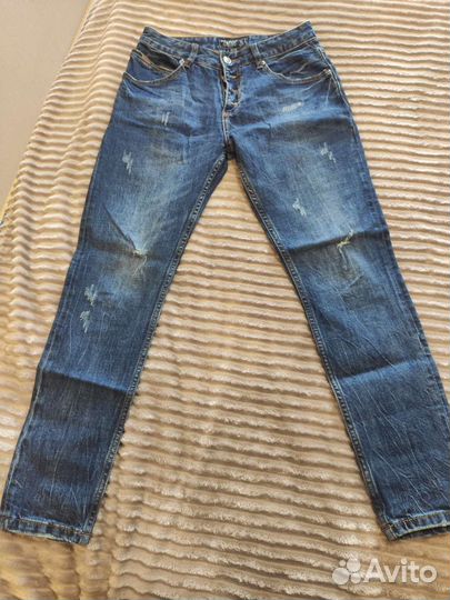 Джинсы