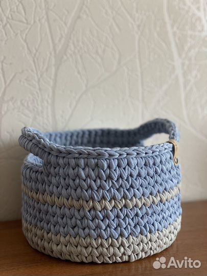 Интерьерная корзина из трикотажной пряжи