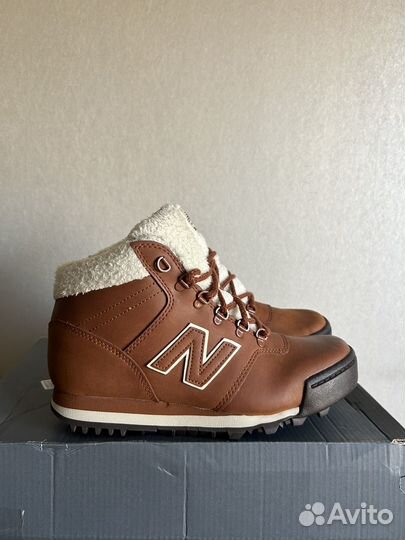 New Balance WL701PKP