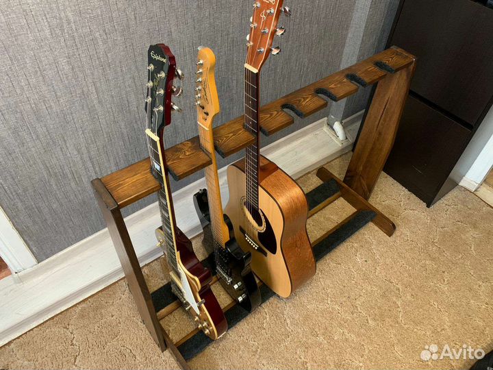 Стойка на 7 гитар