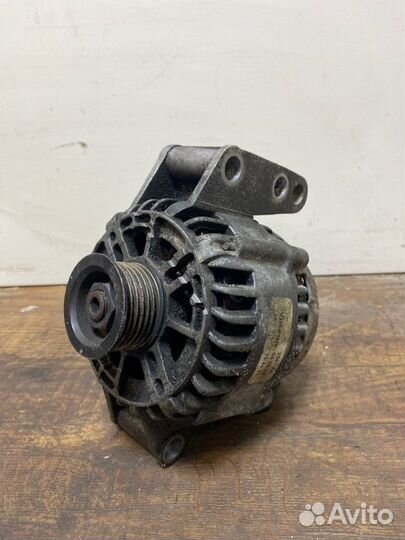 Генератор Ford Focus седан duratec 2004