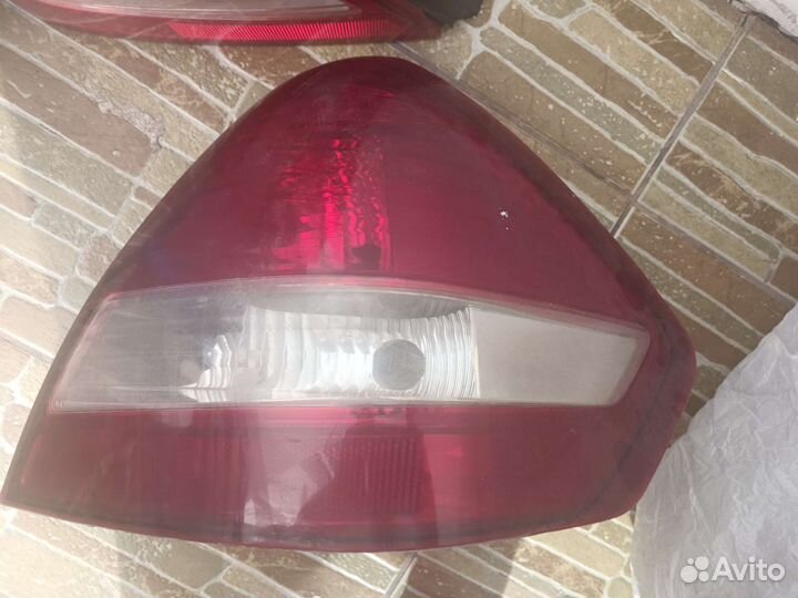 Стоп сигнал nissan tiida latio левый/правый