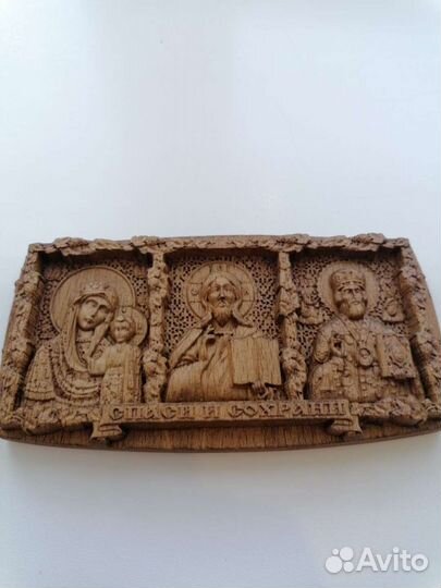 Икона в авто из дуба