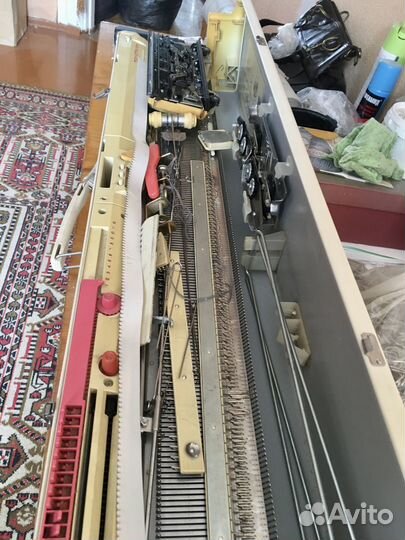 Вязальная машина тойта KS858