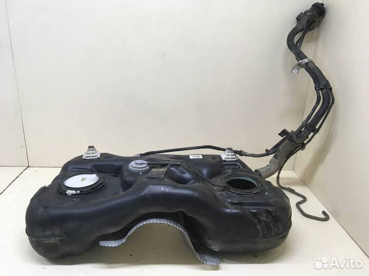 Б/У Б/У Бак топливный 770010R170 toyota