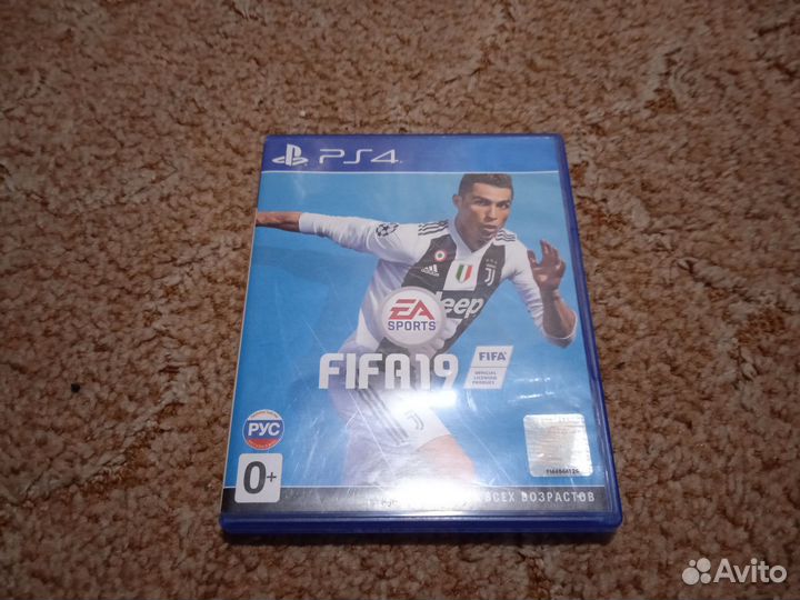 Диски на ps4 FIFA 19
