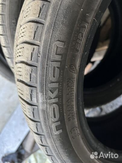 Nokian Tyres Hakkapeliitta R 215/50 R17