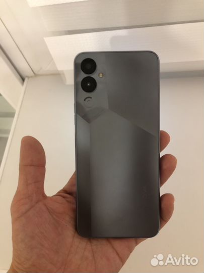TECNO Pova 4, 8/128 ГБ