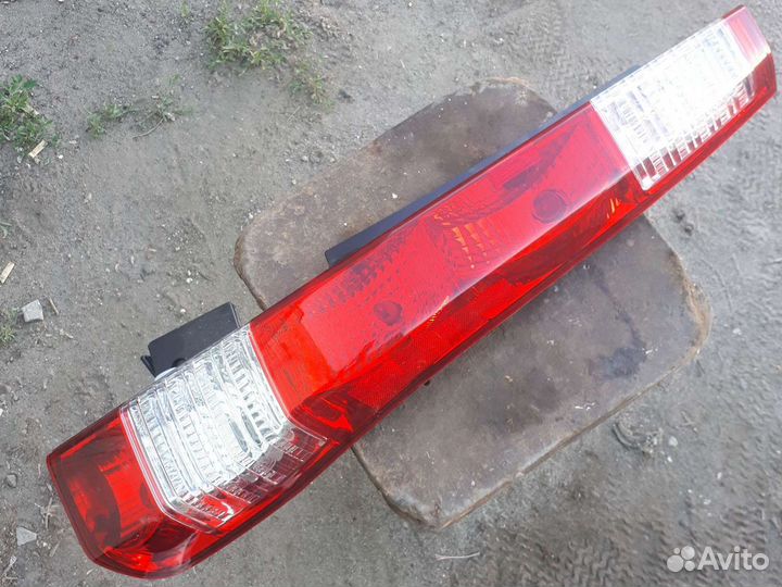 Задний правый фонарь хонда срв 2