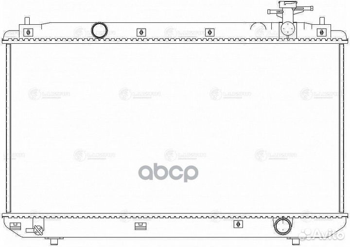 Радиатор охлаждения двигателя LRC3004 luzar