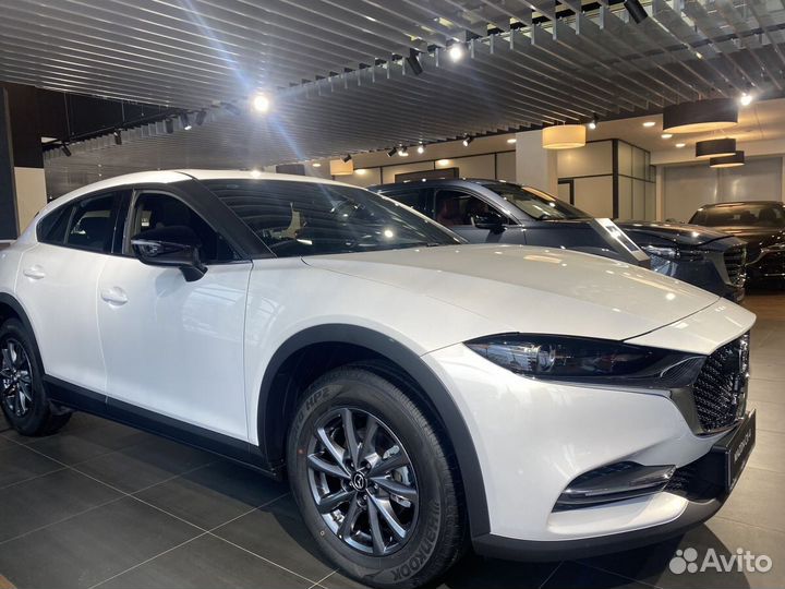 Mazda CX-4 2.0 AT, 2023