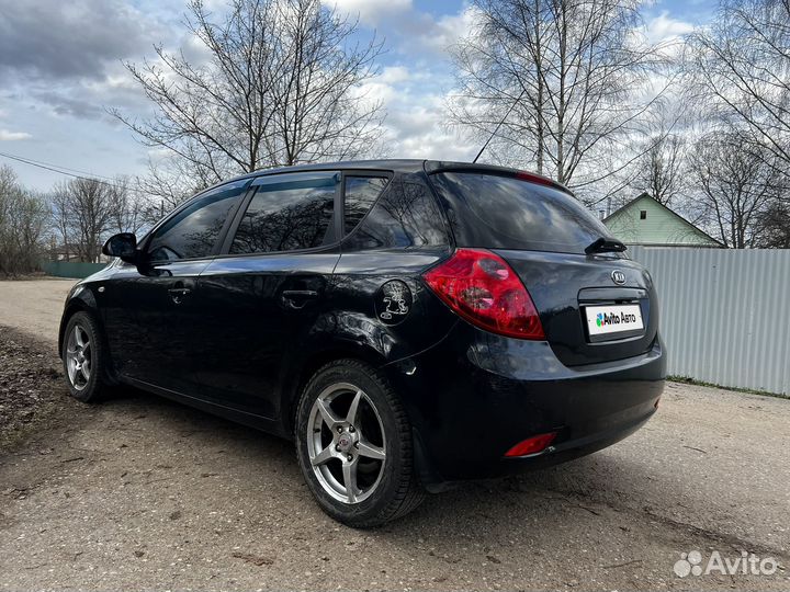 Kia Ceed 2.0 AT, 2008, 87 100 км