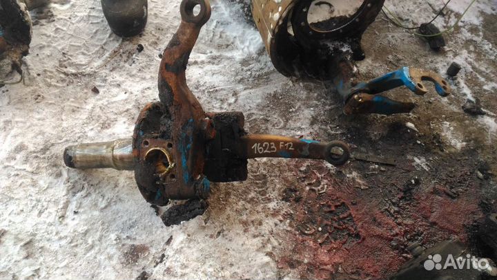 Кулак поворотный Volvo f12 Вольво ф12