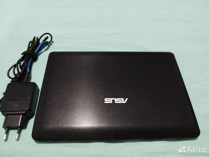 Нетбук Asus EEE PC 1015p