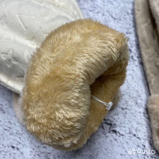 Варежки Louis Vuitton новые