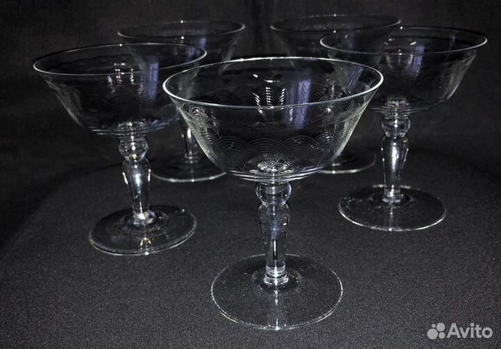 Старинные бокалы креманки для шампанского