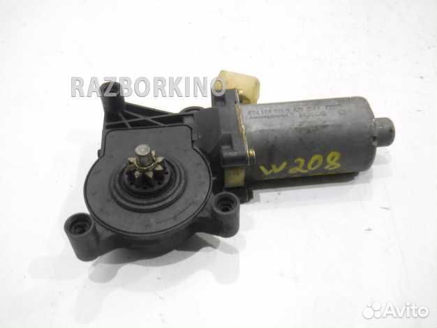 Моторчик переднего правого стеклоподъемника