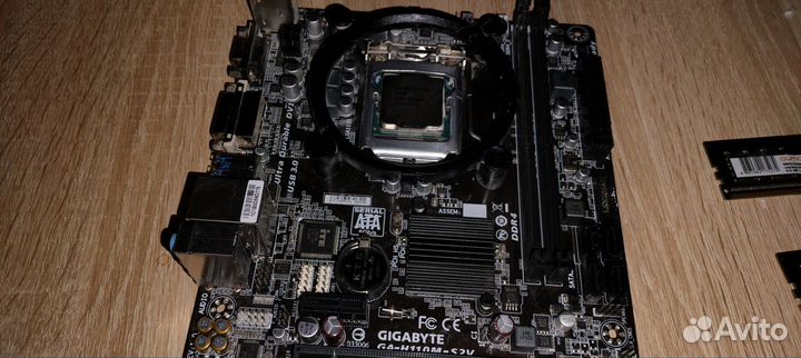 Материнская плата lga 1151