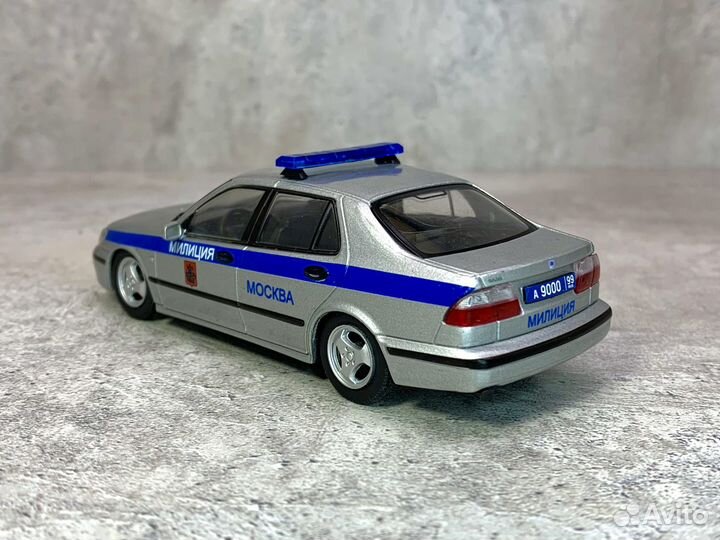 Коллекционная модель Saab 9-5 Aero 1:43