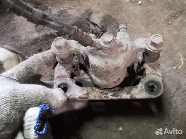 Суппорт задний левый nissan teana j31