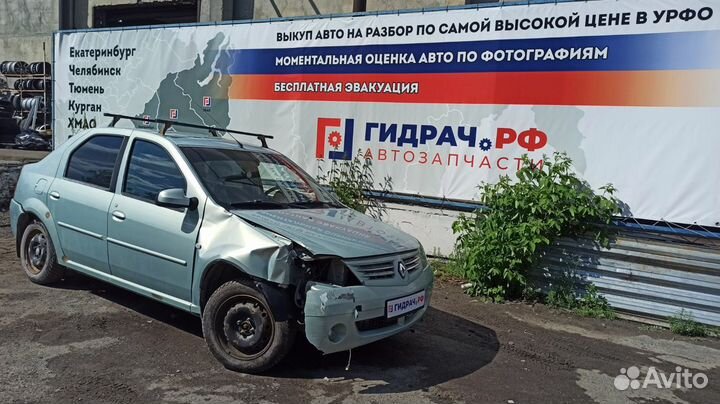 Стекло двери передней левой Renault Logan 82002405