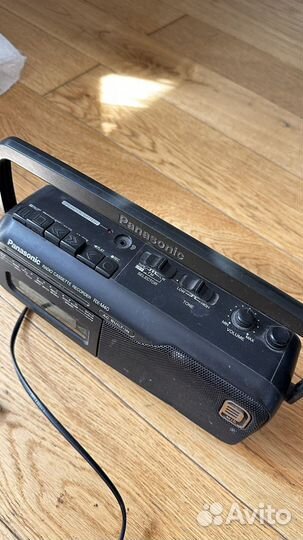 Кассетный магнитофон panasonic ретро