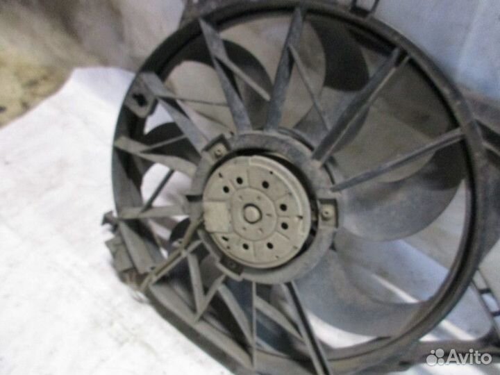 Диффузор в сборе с вентилятором Opel Astra H / Fam