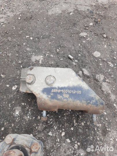 Кронштейн двигателя передний левый Камаз 5490 2018