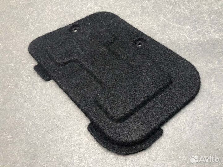 Заглушка багажника левая Hyundai Sonata EF G4JP