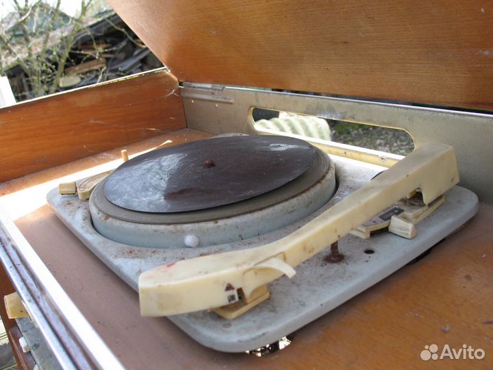 Приемник ламповый Ригонда