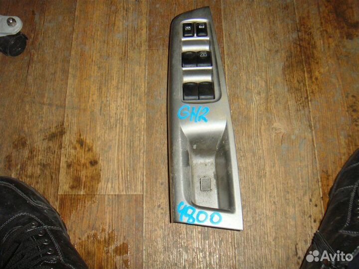 Блок упр. стеклоподьемниками Subaru Impreza GH2