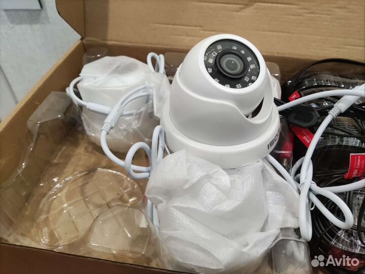 Комплект видеонаблюдения на 4 камеры