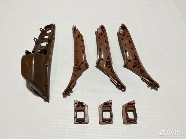 Накладки на ручки дверей красные BMW 5 F10/F11