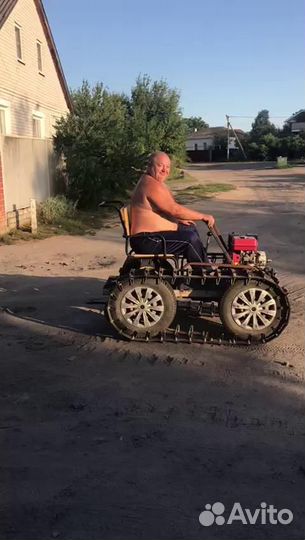 Трактор гусеничный самодельный