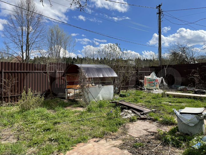 Дача 12 м² на участке 4 сот.