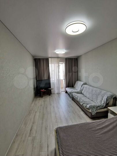 2-к. квартира, 72 м², 8/9 эт.