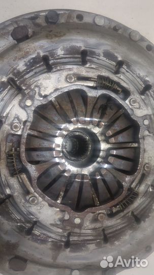 Маховик киа Sorento, 2004