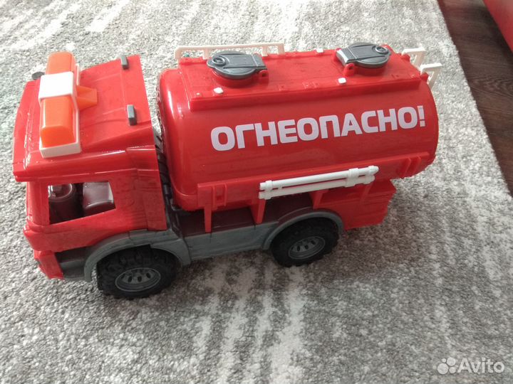 Машина Бензовоз