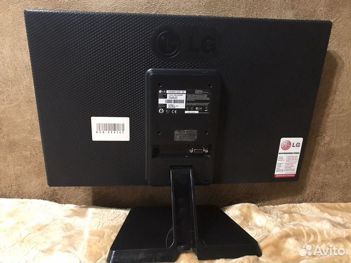 Монитор LG