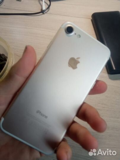 iPhone 7, 128 ГБ