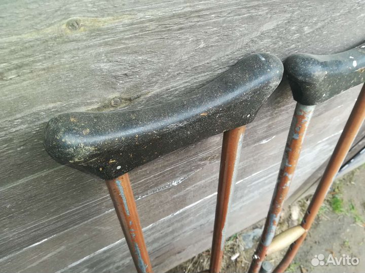 Костыли подмышечные