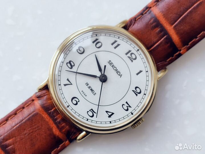 Часы мужские Ракета Sekonda Новые СССР мех 1985г