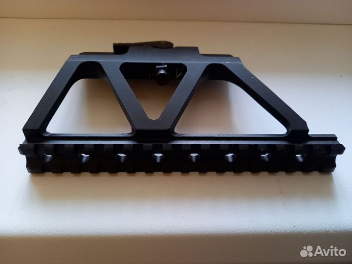 Кронштейн боковой для оптики