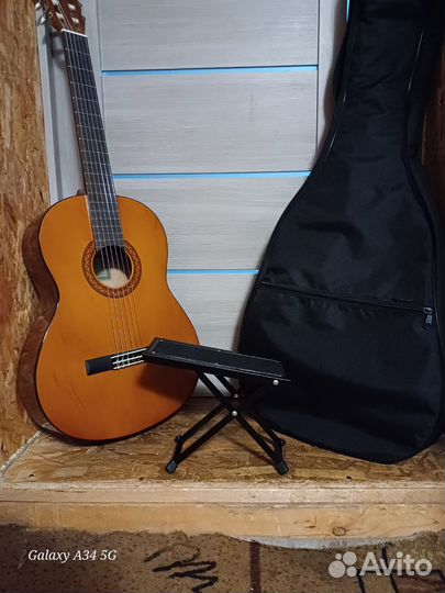 Гитара yamaha c40
