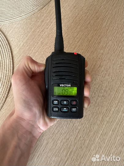 Рация vector vt 44