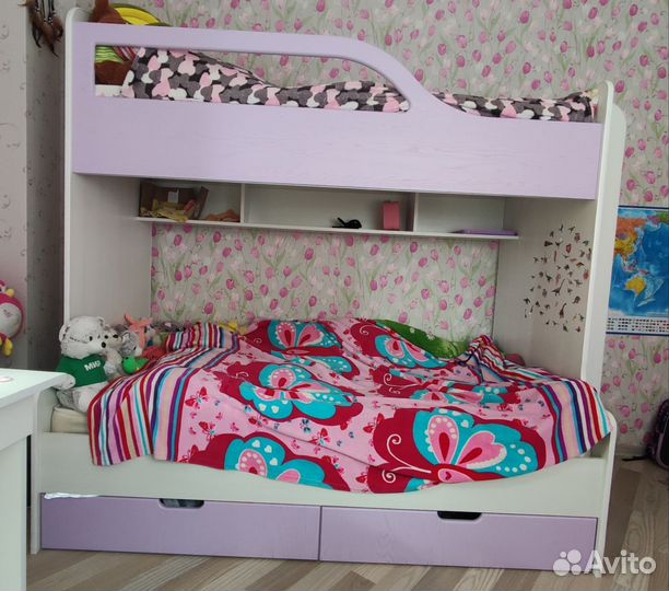 Двухъярусная кровать бу с матрасами