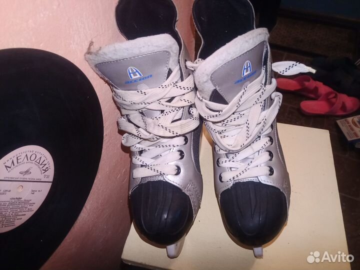 Коньки хоккейные 39 Action