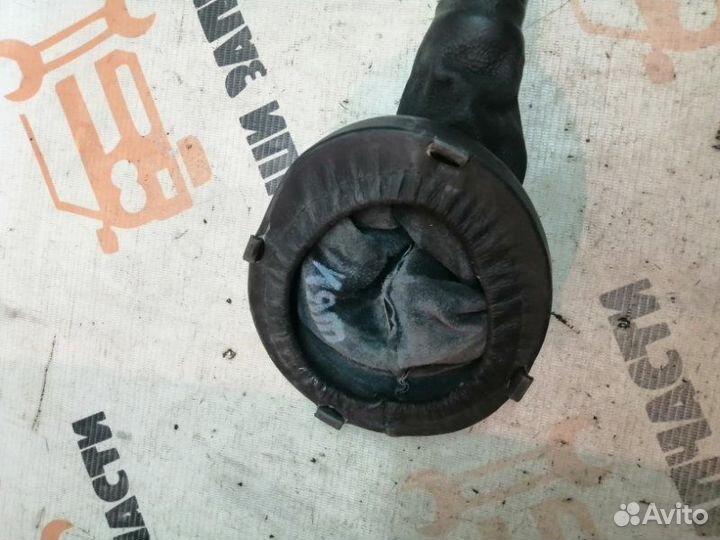 Кожух ручки кпп Chevrolet Niva 2007-2018