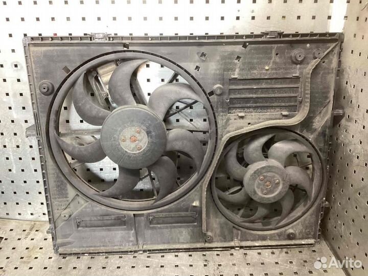 Вентилятор радиатора Volkswagen Touareg