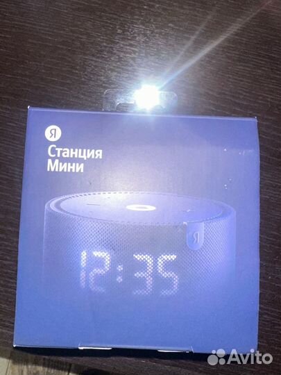 Умная колонка яндекс алиса мини с часами